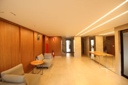 Apartamento à venda com 114m², 3 quartos e 2 vagasHall social