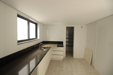 Apartamento à venda com 114m², 3 quartos e 2 vagasCozinha
