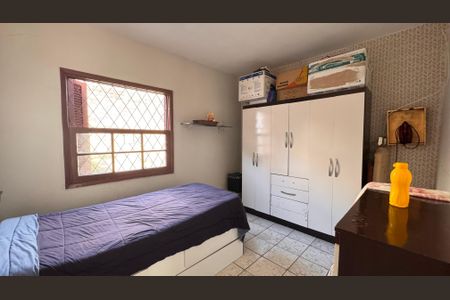 Casa à venda com 243m², 3 quartos e 2 vagas Casa à venda com 243m², 3 quartos e 2 vagasQuarto 2