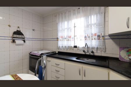 Casa à venda com 208m², 5 quartos e 5 vagas Casa à venda com 208m², 5 quartos e 5 vagasCozinha