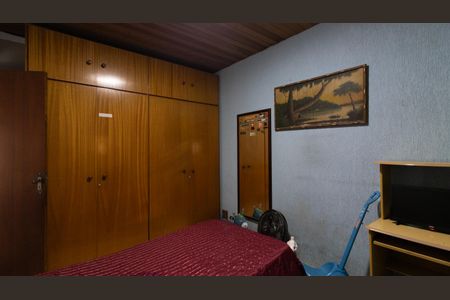 Casa à venda com 208m², 5 quartos e 5 vagas Casa à venda com 208m², 5 quartos e 5 vagasQuarto 1