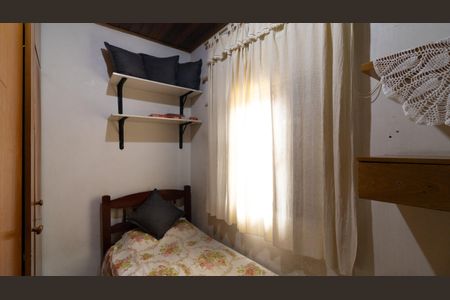 Casa à venda com 208m², 5 quartos e 5 vagas Casa à venda com 208m², 5 quartos e 5 vagasQuarto 2