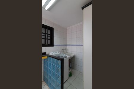 Casa à venda com 208m², 5 quartos e 5 vagas Casa à venda com 208m², 5 quartos e 5 vagasÁrea de Serviço