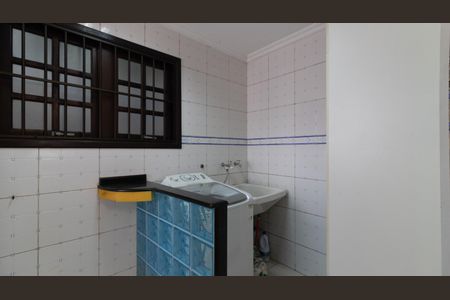 Casa à venda com 208m², 5 quartos e 5 vagas Casa à venda com 208m², 5 quartos e 5 vagasÁrea de Serviço