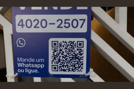 Casa à venda com 208m², 5 quartos e 5 vagas Casa à venda com 208m², 5 quartos e 5 vagas plaquinha NILD-133