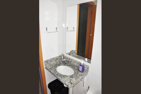 Apartamento à venda com 46m², 2 quartos e 1 vagaBanheiro Social
