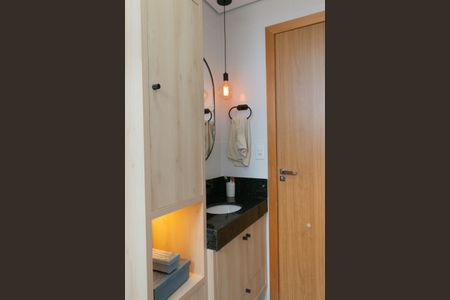 Apartamento à venda com 130m², 2 quartos e 2 vagas Apartamento à venda com 130m², 2 quartos e 2 vagasBanheiro Social