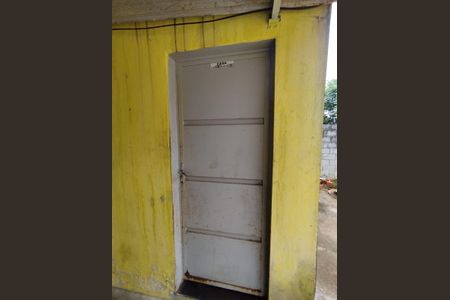 Casa à venda com 400m², 2 quartos e 1 vagaUltima casa do terreno