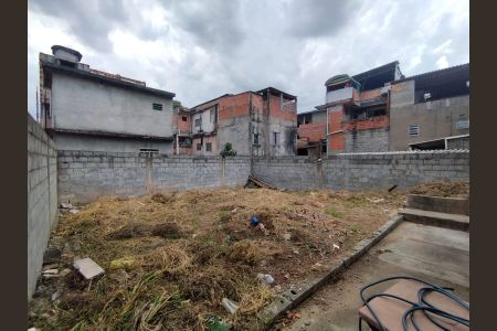 Casa à venda com 400m², 2 quartos e 1 vagaQuintal