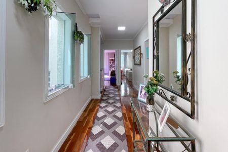 Casa à venda com 380m², 3 quartos e 6 vagas Casa à venda com 380m², 3 quartos e 6 vagasAcesso - Quartos