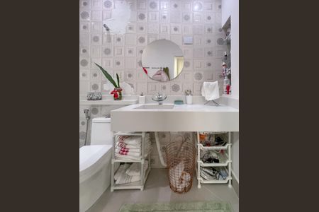 Casa à venda com 380m², 3 quartos e 6 vagas Casa à venda com 380m², 3 quartos e 6 vagasBanheiro - Suíte
