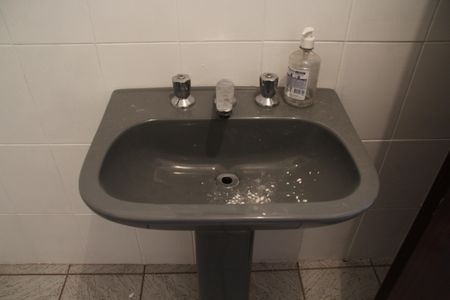 Casa à venda com 287m², 4 quartos e 2 vagasCasa 3 Banheiro Social