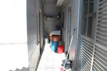 Casa à venda com 287m², 4 quartos e 2 vagasCasa 1 Area de Serviço e Quintal