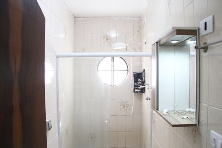 Casa à venda com 287m², 4 quartos e 2 vagasCasa 1 Banheiro