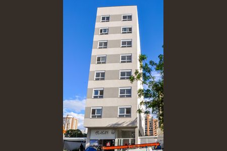Apartamento à venda com 44m², 1 quarto e 1 vaga Apartamento à venda com 44m², 1 quarto e 1 vagaFachada