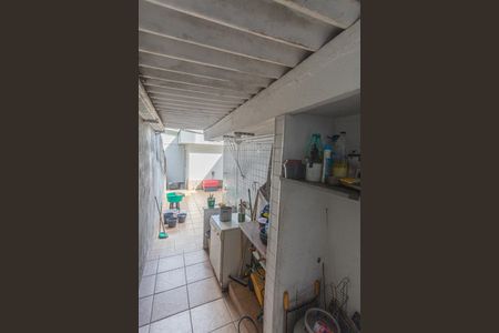 Casa à venda com 206m², 5 quartos e 1 vagaÁrea de Serviço 2