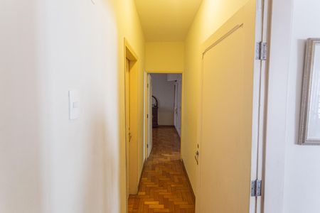 Casa à venda com 206m², 5 quartos e 1 vagaCorredor