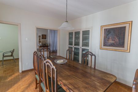 Casa à venda com 206m², 5 quartos e 1 vagaCopa