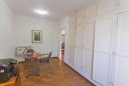 Casa à venda com 206m², 5 quartos e 1 vagaQuarto 1