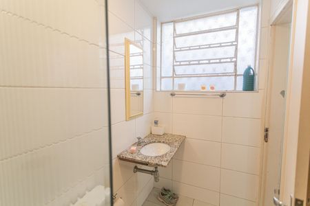 Casa à venda com 206m², 5 quartos e 1 vagaBanheiro de Serviço