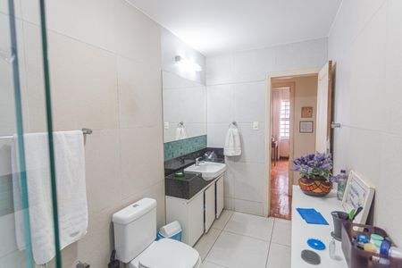 Casa à venda com 206m², 5 quartos e 1 vagaBanheiro Social