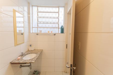 Casa à venda com 206m², 5 quartos e 1 vagaBanheiro de Serviço