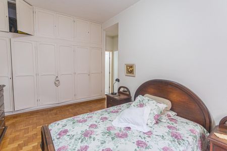 Casa à venda com 206m², 5 quartos e 1 vagaSuíte