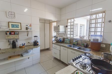 Casa à venda com 206m², 5 quartos e 1 vagaCozinha
