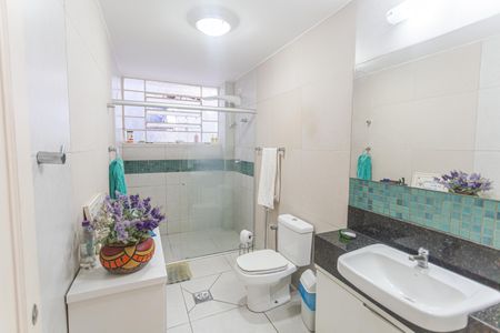 Casa à venda com 206m², 5 quartos e 1 vagaBanheiro Social