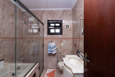 Casa à venda com 440m², 3 quartos e 5 vagas Casa à venda com 440m², 3 quartos e 5 vagasBanheiro da Suíte