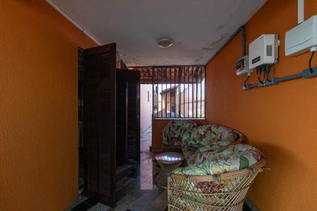Casa à venda com 440m², 3 quartos e 5 vagas Casa à venda com 440m², 3 quartos e 5 vagasVaranda