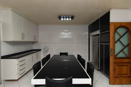 Casa à venda com 440m², 3 quartos e 5 vagas Casa à venda com 440m², 3 quartos e 5 vagasCozinha