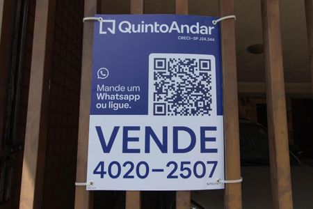 Casa à venda com 440m², 3 quartos e 5 vagas Casa à venda com 440m², 3 quartos e 5 vagasPlaca