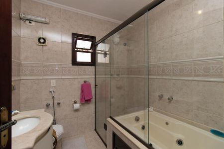 Casa à venda com 440m², 3 quartos e 5 vagas Casa à venda com 440m², 3 quartos e 5 vagasBanheiro Social