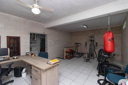 Casa à venda com 440m², 3 quartos e 5 vagas Casa à venda com 440m², 3 quartos e 5 vagasEscritório