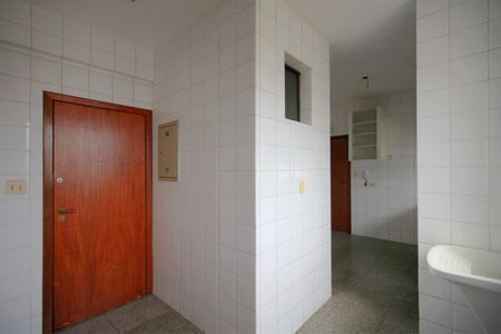 Apartamento à venda com 120m², 4 quartos e 2 vagasÁrea de Serviço