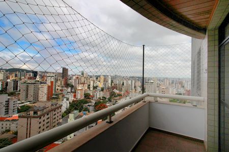 Apartamento à venda com 120m², 4 quartos e 2 vagasVaranda da Sala