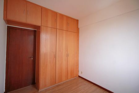 Apartamento à venda com 120m², 4 quartos e 2 vagasQuarto 3