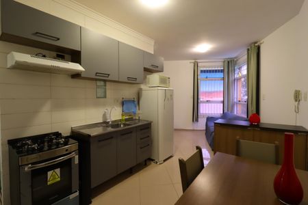 Casa para alugar com 72m², 2 quartos e 1 vagaCozinha