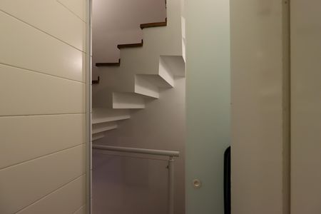 Casa para alugar com 72m², 2 quartos e 1 vagaÁrea de Serviço