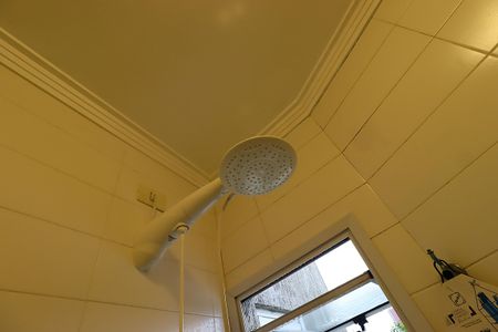 Casa para alugar com 72m², 2 quartos e 1 vagaBanheiro - Chuveiro