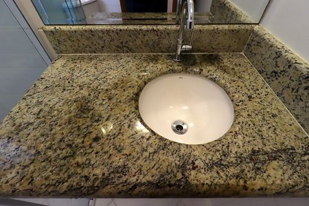 Casa para alugar com 72m², 2 quartos e 1 vagaBanheiro - Pia