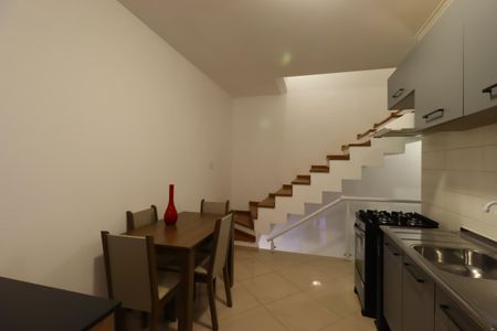 Casa para alugar com 72m², 2 quartos e 1 vagaCozinha