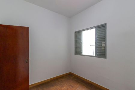 Casa à venda com 174m², 3 quartos e 3 vagas Casa à venda com 174m², 3 quartos e 3 vagasQuarto 2