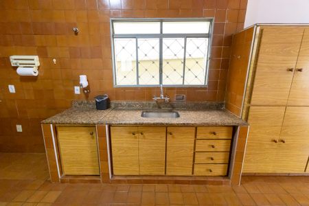 Casa à venda com 174m², 3 quartos e 3 vagas Casa à venda com 174m², 3 quartos e 3 vagasCozinha