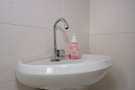 Apartamento para alugar com 44m², 2 quartos e 1 vaga Apartamento para alugar com 44m², 2 quartos e 1 vagaBanheiro