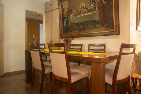 Apartamento à venda com 98m², 3 quartos e 1 vagaSala