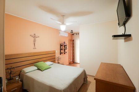 Casa à venda com 140m², 3 quartos e 3 vagasSuíte