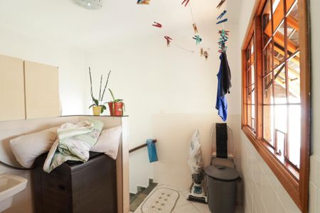 Casa à venda com 140m², 3 quartos e 3 vagasCozinha e Área de Serviço