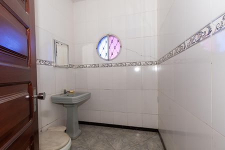 Casa à venda com 101m², 3 quartos e 2 vagasBanheiro Social